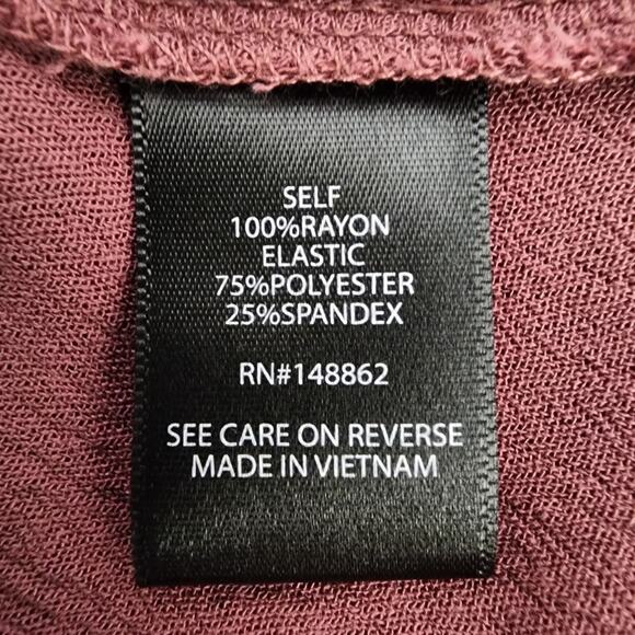 Torrid Womens Babydoll Crinkle Gauze Smocked Top Plus Size 1X Pink Long Sleeve - Picture 9 of 10